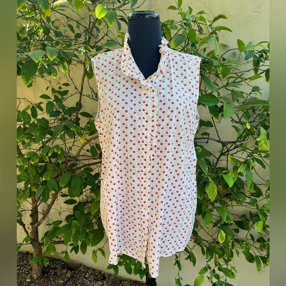 J McLaughlin sleeveless tunic top with ruﬄe accents - size XL